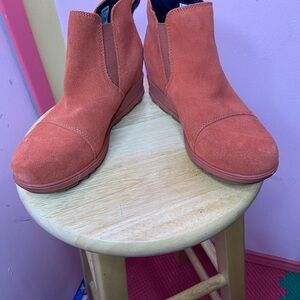 Women's Suede Ankle Boots - blood Orange